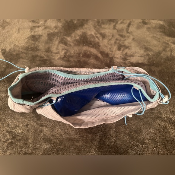 CamelBak Ultra Running Hydration Belt - Picture 2 of 7